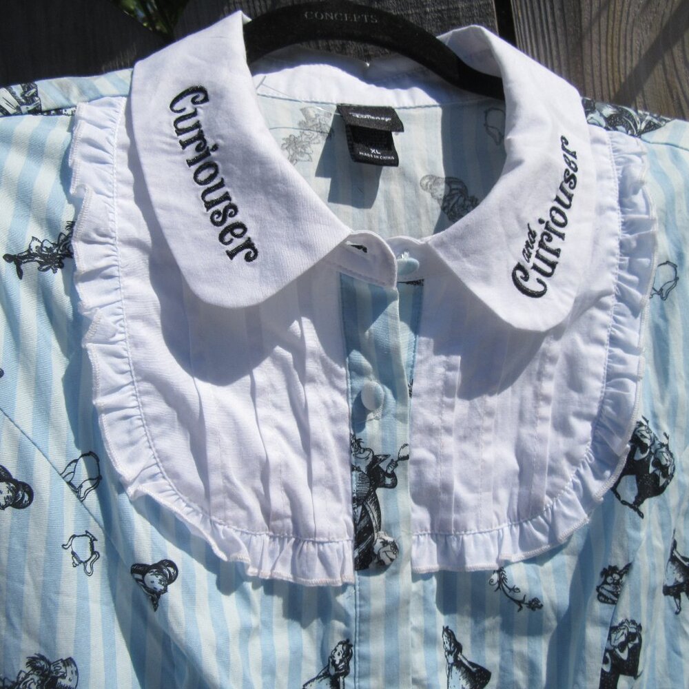 Disney Alice In Wonderland Curiouser And Curiouser Dress Size XL - Picture 4 of 10